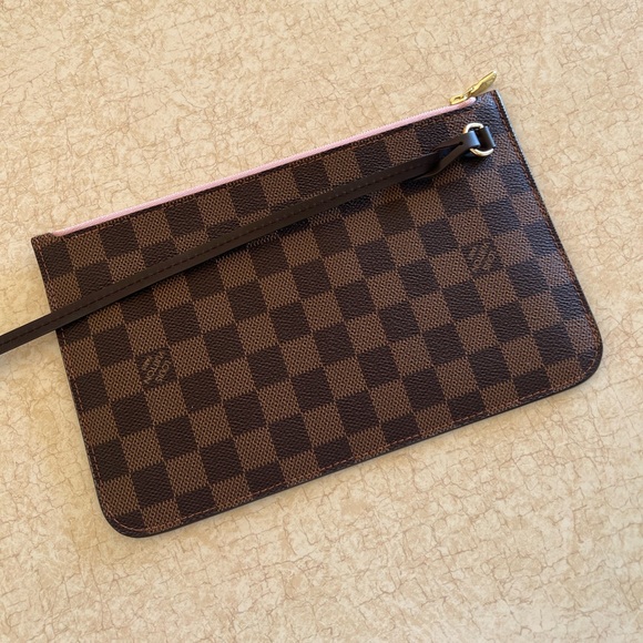 Louis Vuitton Neverfull pouch BRAND NEW - Picture 4 of 7